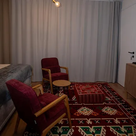 No 23- Free Parking *