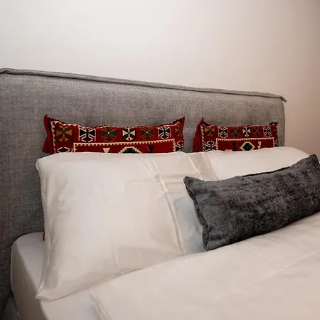 No 23- Free Parking *