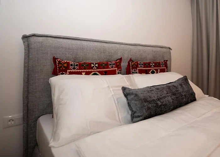 No 23- Free Parking *